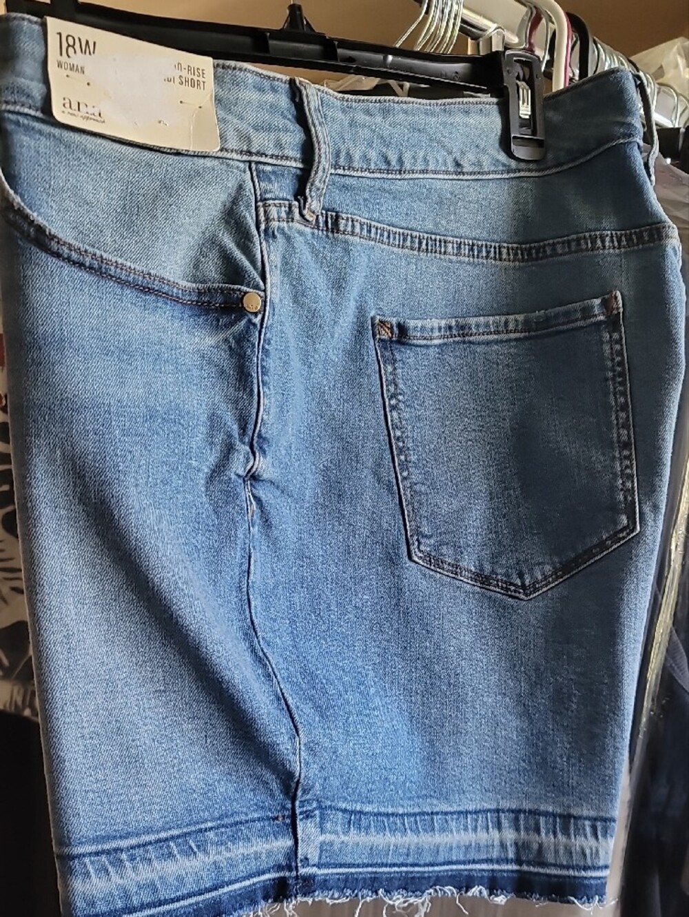 a.n.a Mid-Rise Denim Midi Short in Light Medium Blue